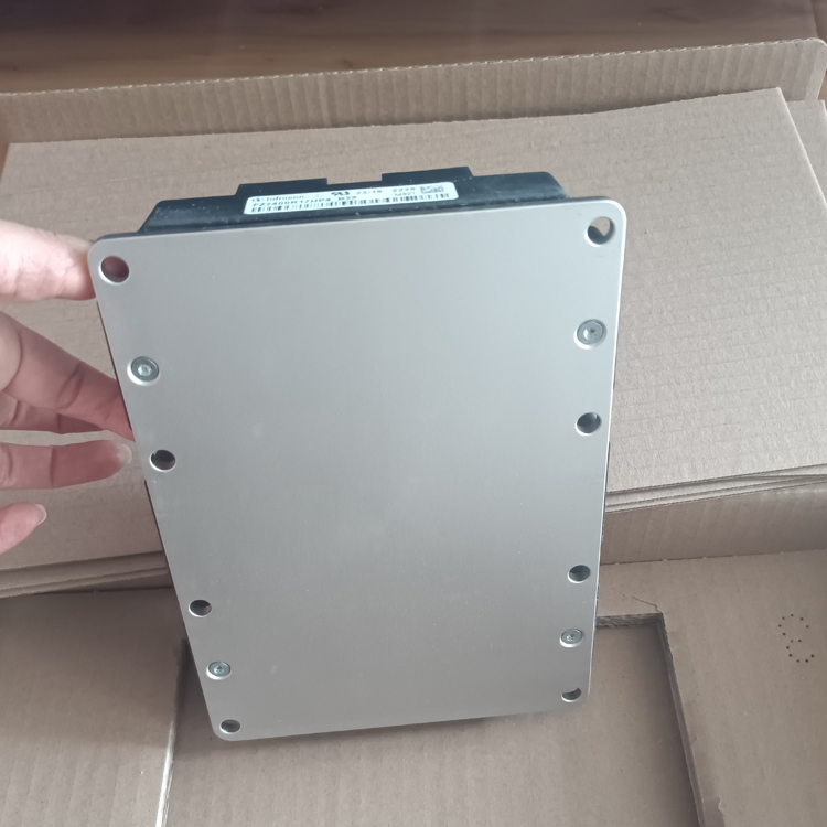 Infineon IGBT module FS200R12KT4R