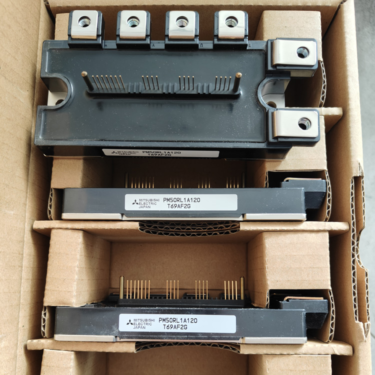 Infineon IGBT module FF200R12KS4