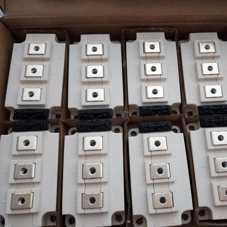Infineon IGBT module FF600R12ME4
