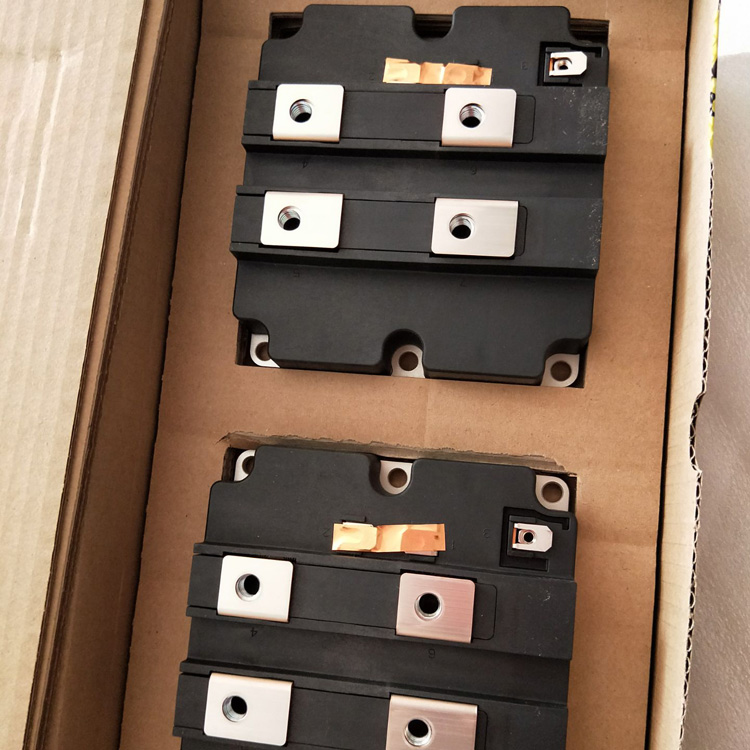 Infineon IGBT module FP75R12KT4-B15